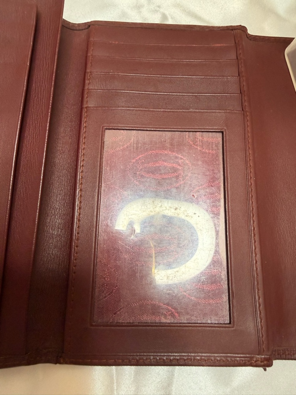 Cartier Must de Cartier Burgundy Leather Long Wallet Gold-tone Corners - Picture 8 of 16